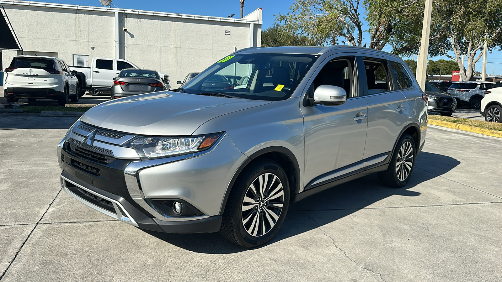 2020 Mitsubishi Outlander SEL 3