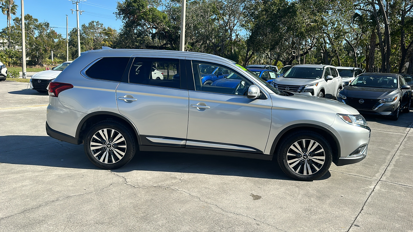 2020 Mitsubishi Outlander SEL 8