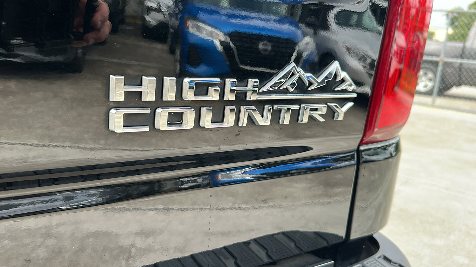 2020 Chevrolet Silverado 1500 High Country 11