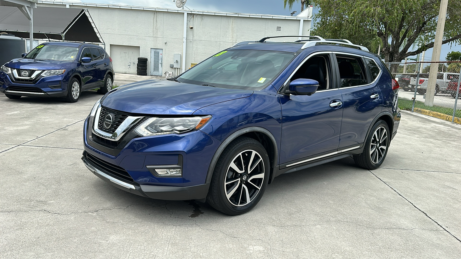 2018 Nissan Rogue SL 4