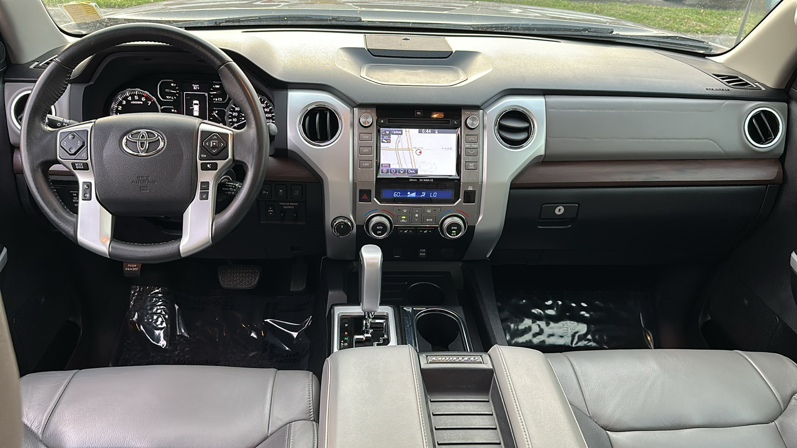 2018 Toyota Tundra 4WD Platinum 16