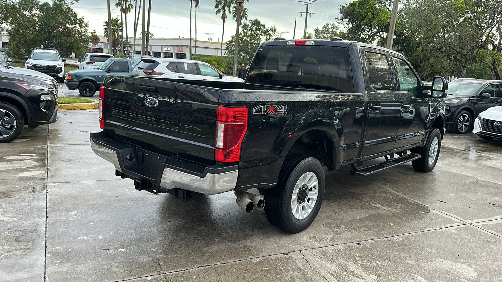 2022 Ford Super Duty F-250 SRW XLT 8