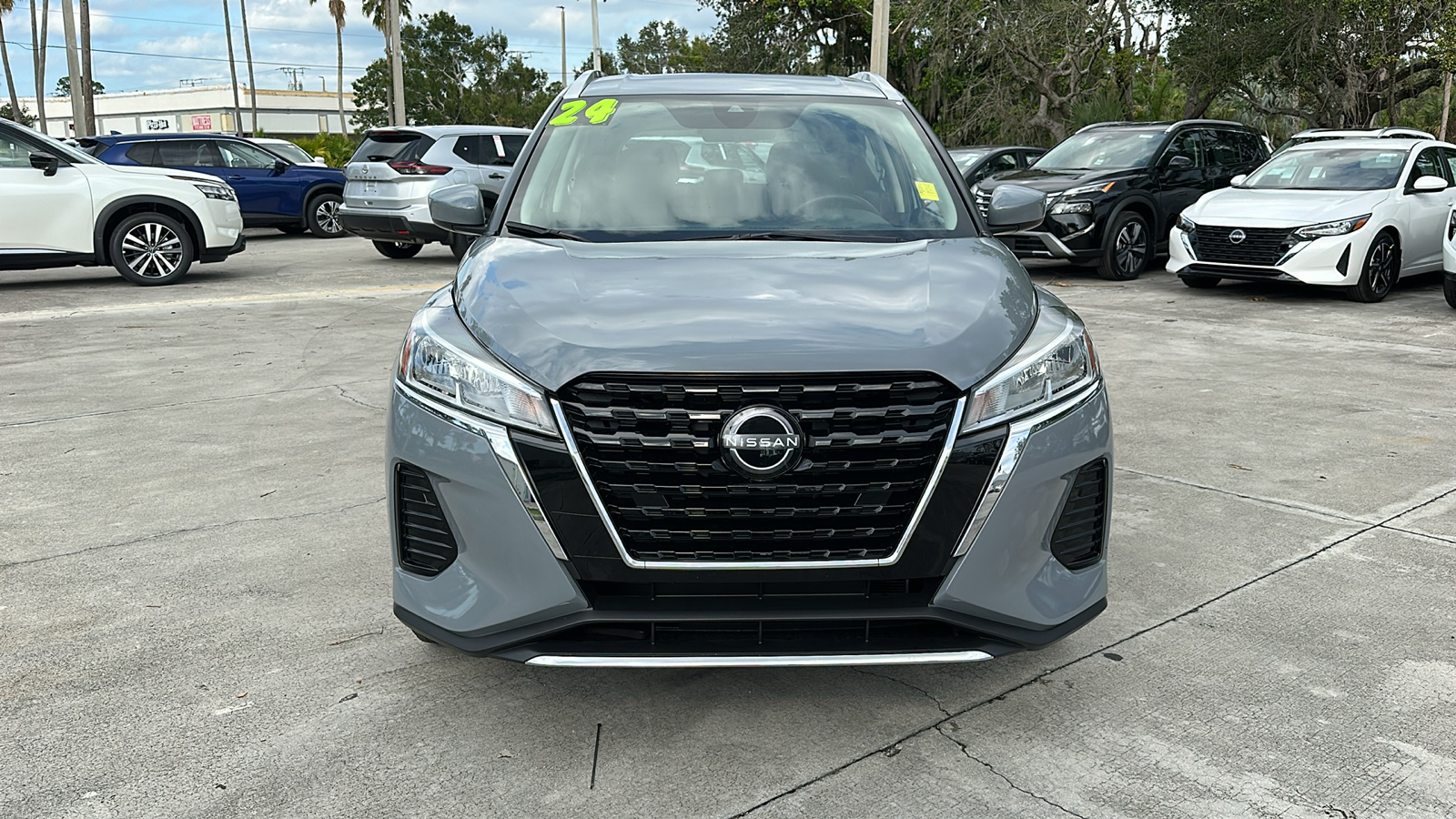 2024 Nissan Kicks SV 2