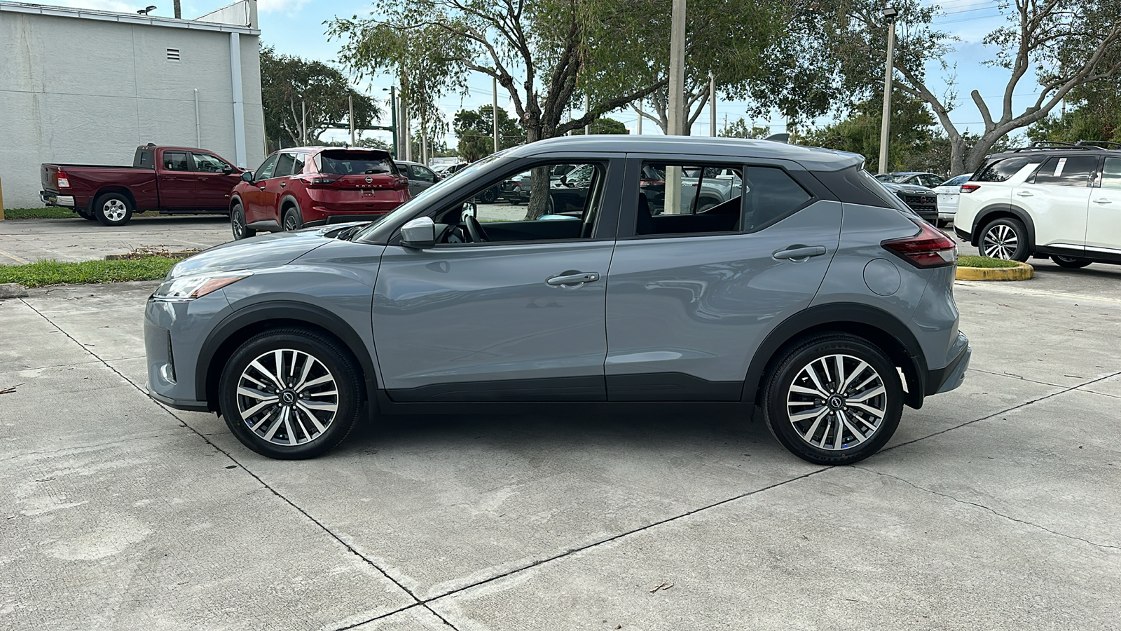 2024 Nissan Kicks SV 5