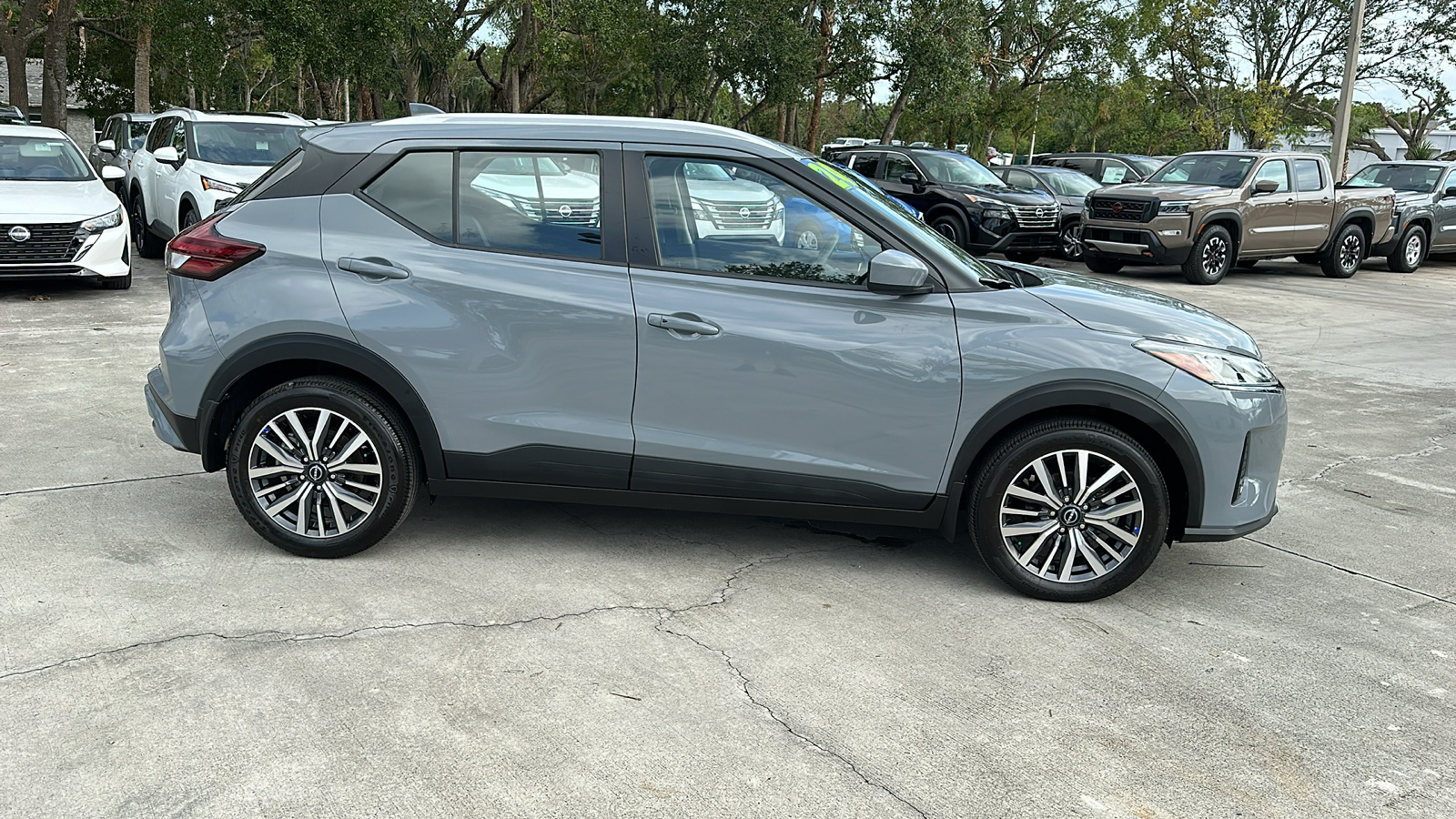 2024 Nissan Kicks SV 9