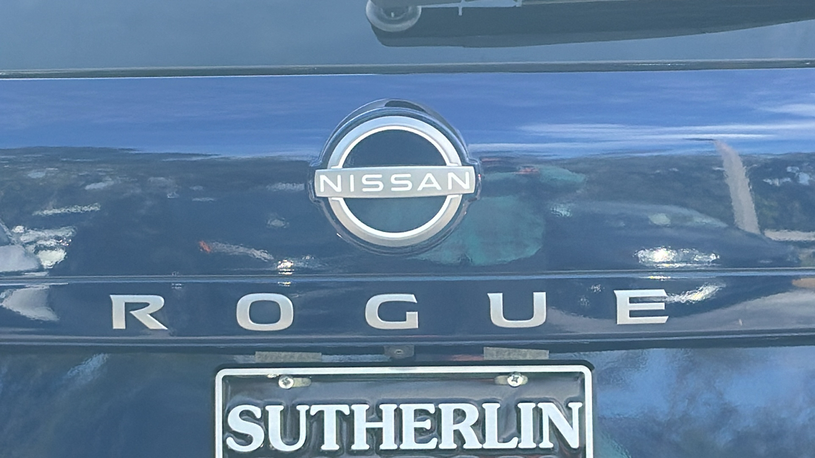 2024 Nissan Rogue SV 10