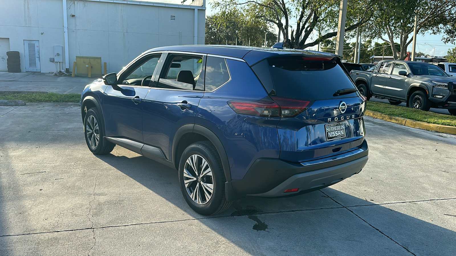 2021 Nissan Rogue SV 6