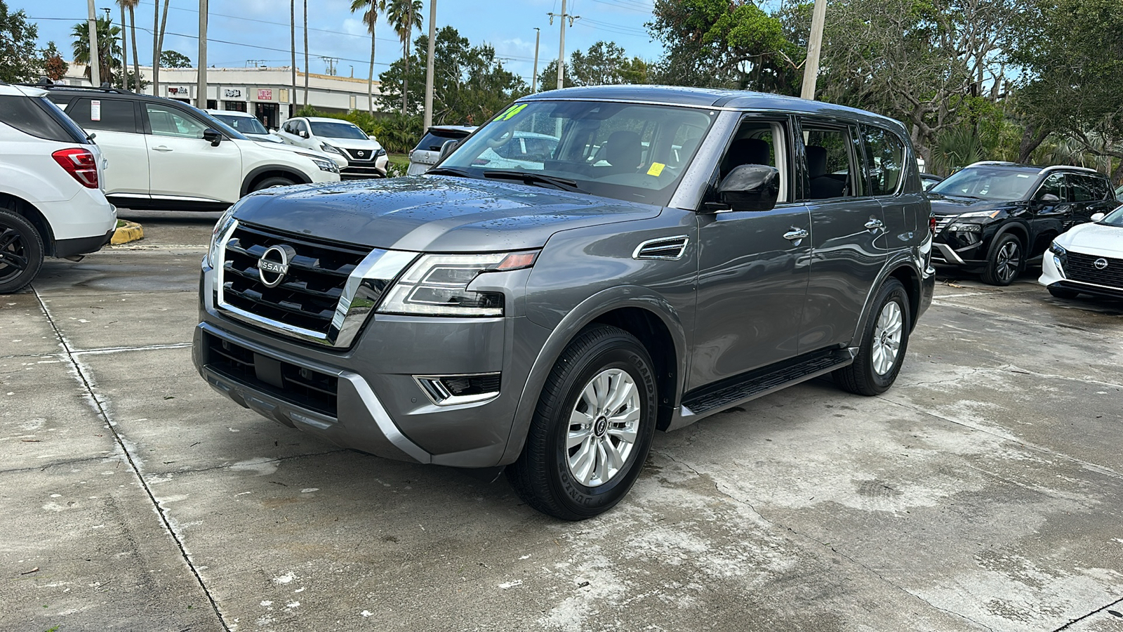 2023 Nissan Armada S 3