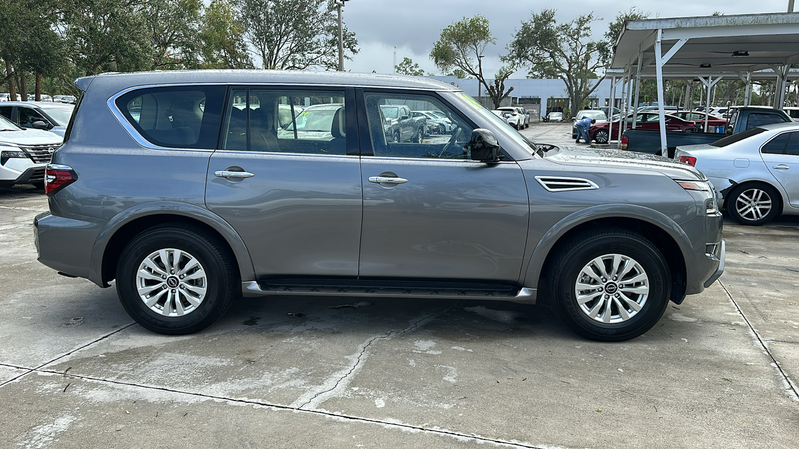 2023 Nissan Armada S 8