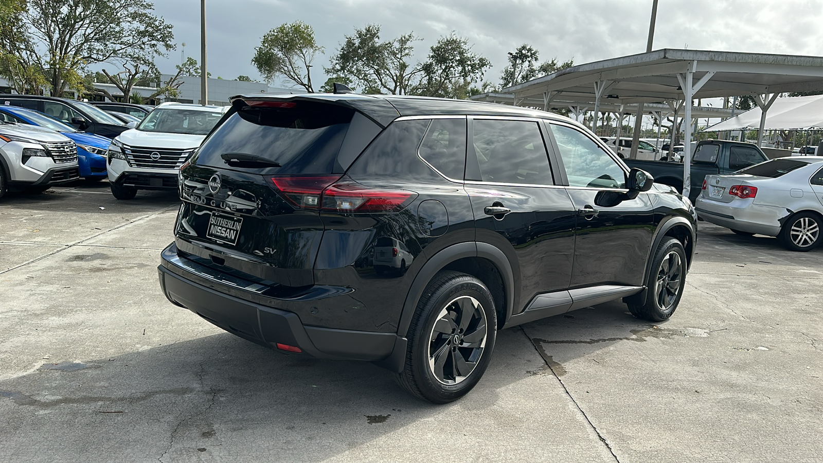 2024 Nissan Rogue SV 8