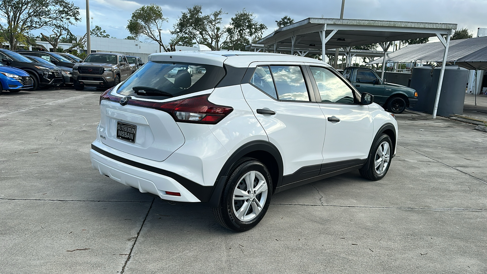 2024 Nissan Kicks S 8