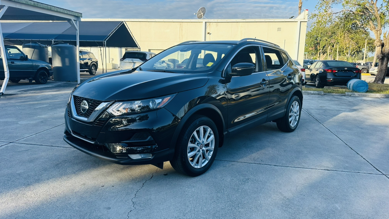 2021 Nissan Rogue Sport SV 3