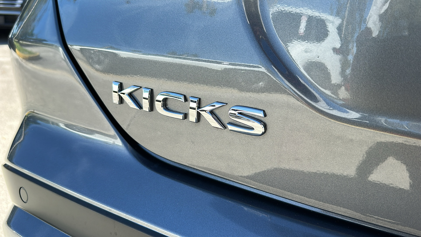 2024 Nissan Kicks S 9