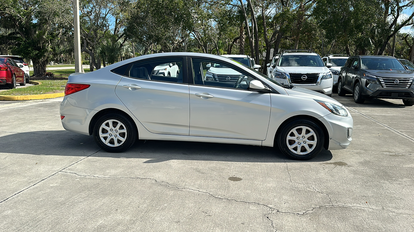 2014 Hyundai Accent GLS 8