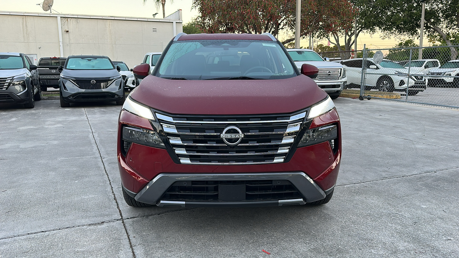 2024 Nissan Rogue SL 2