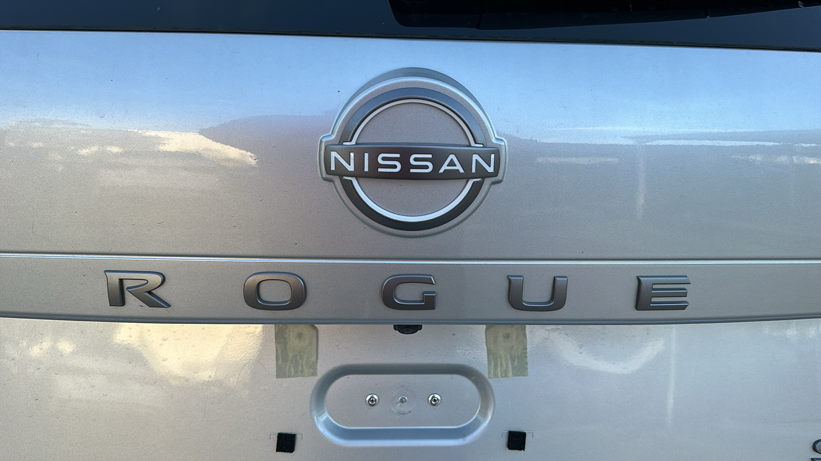 2024 Nissan Rogue SV 10