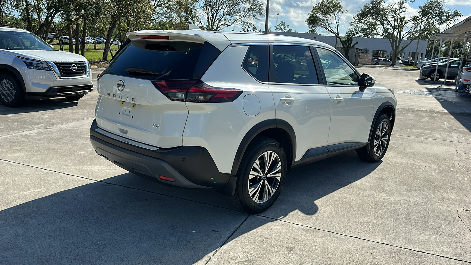 2023 Nissan Rogue SV 7