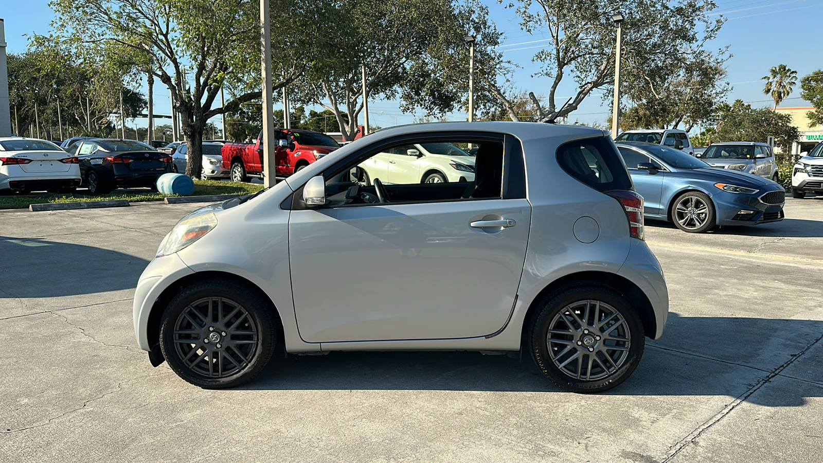 2014 Scion iQ  4