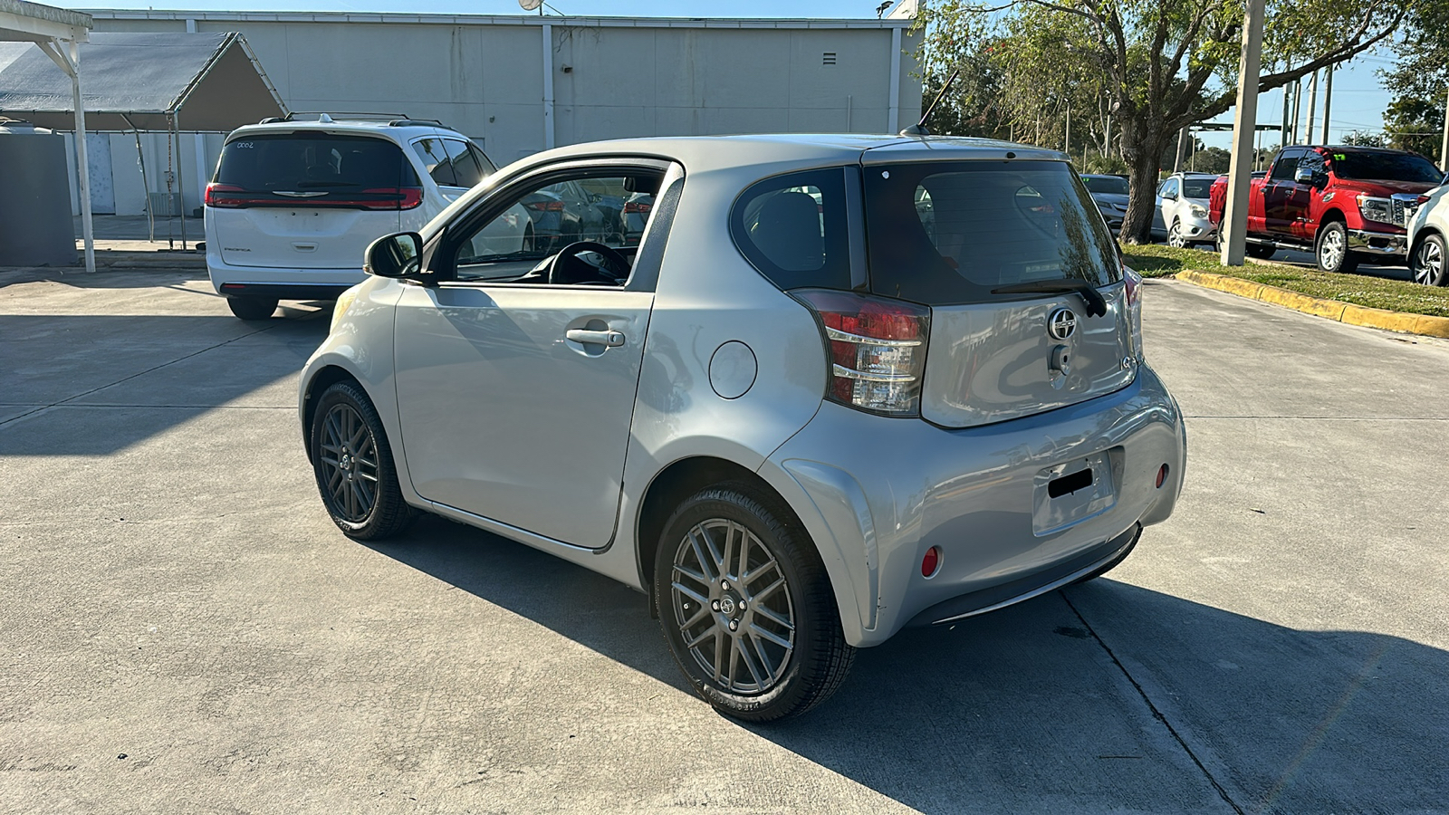 2014 Scion iQ  5