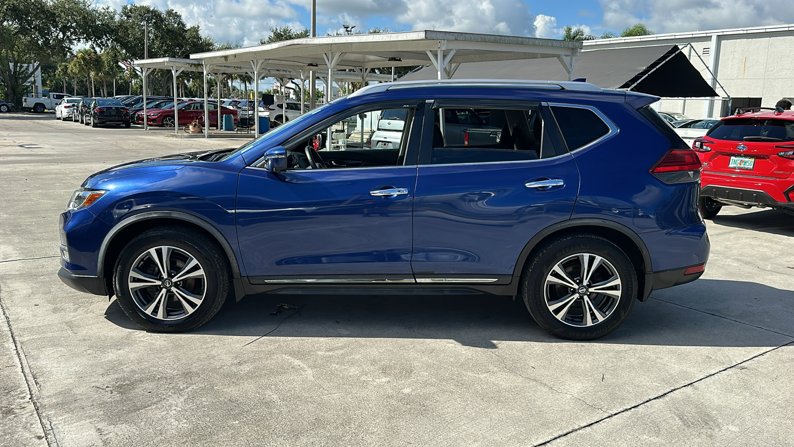 2017 Nissan Rogue SL 4