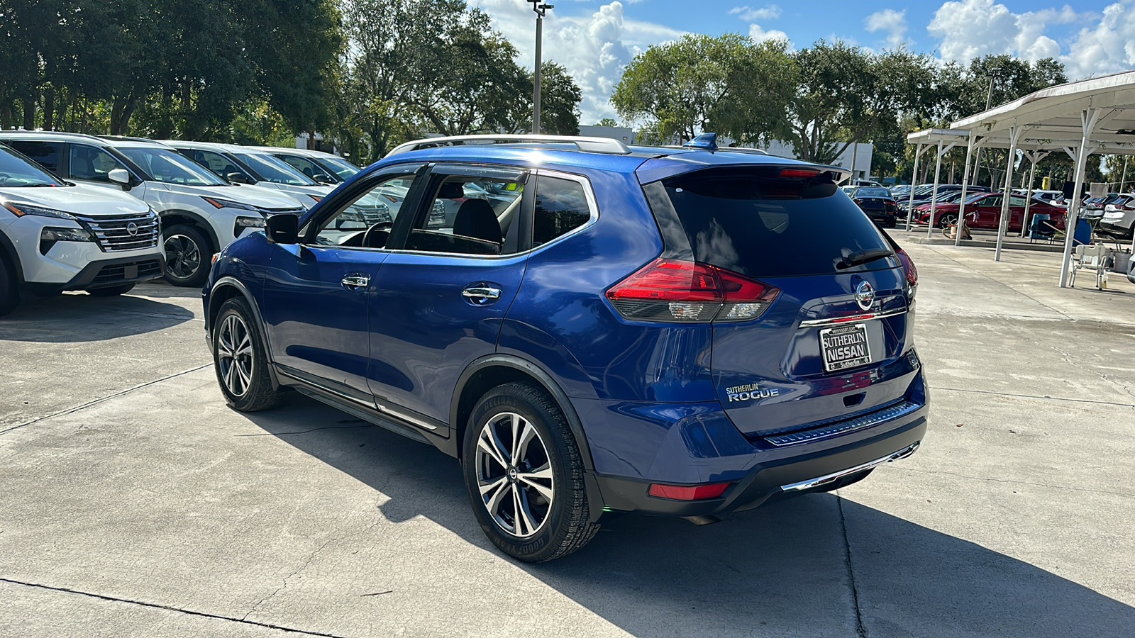 2017 Nissan Rogue SL 5