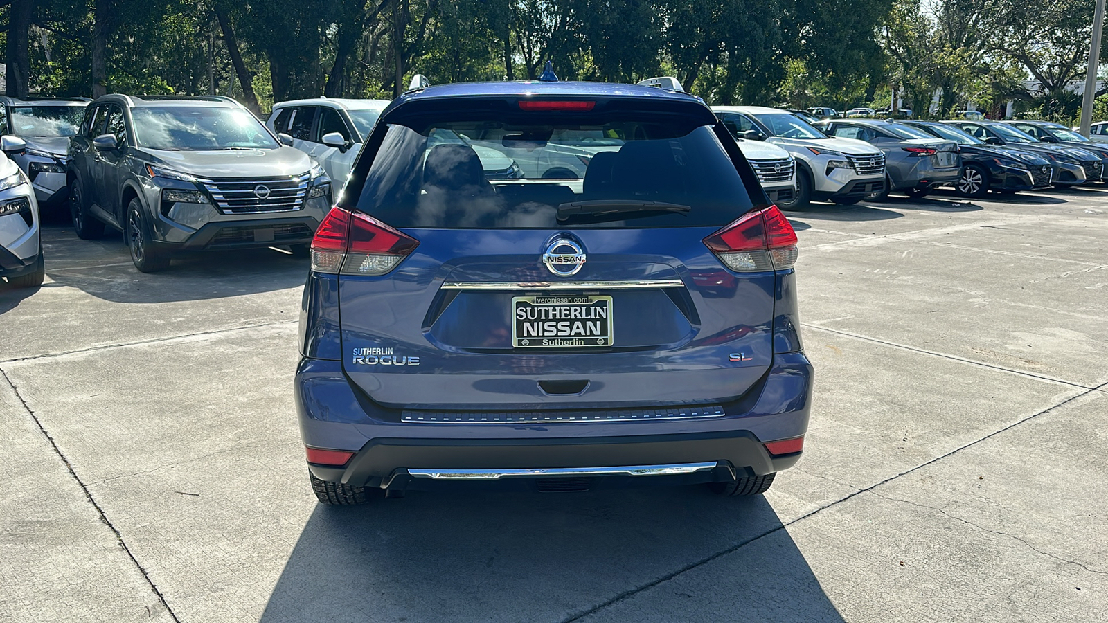 2017 Nissan Rogue SL 6