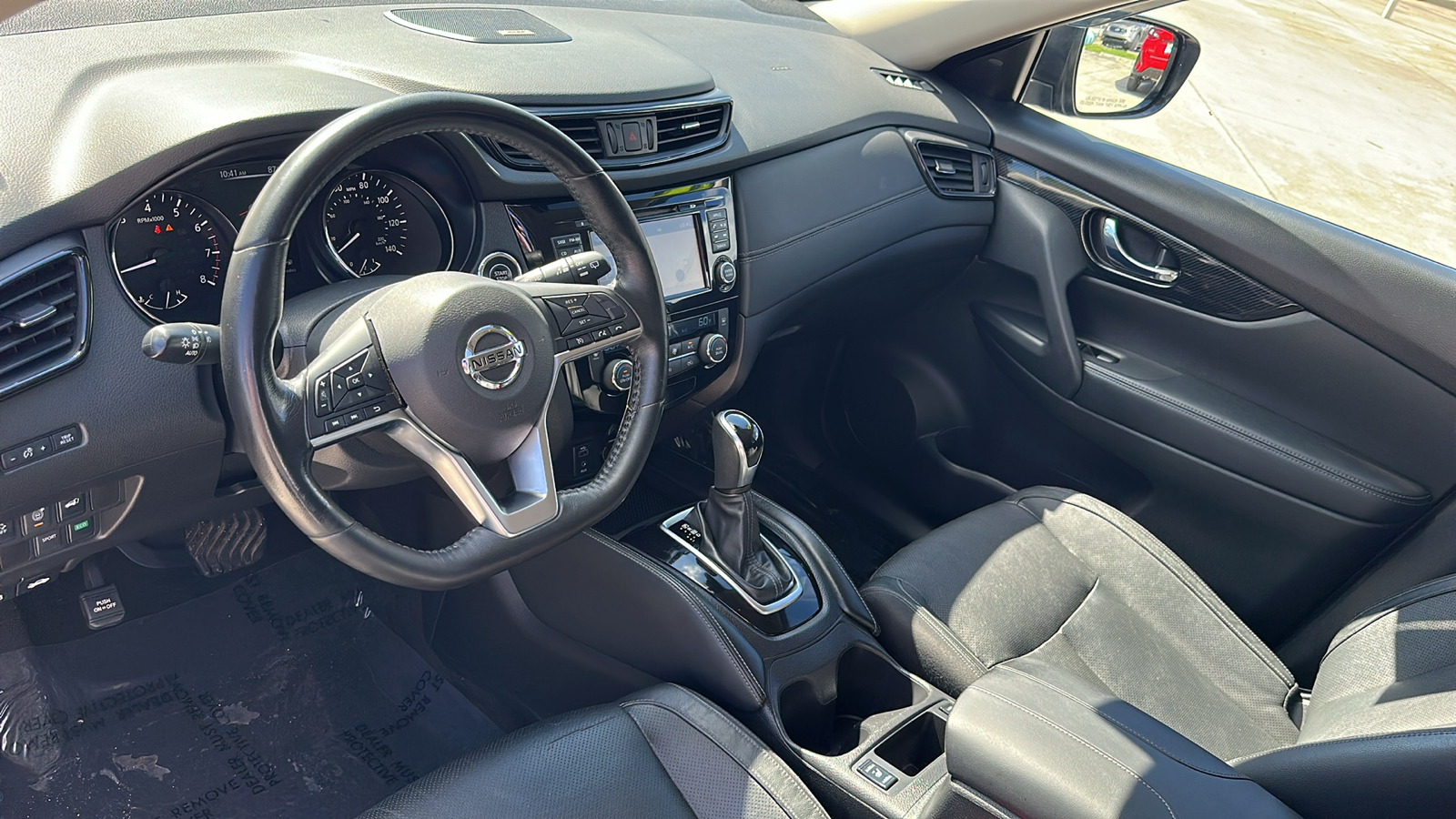 2017 Nissan Rogue SL 12