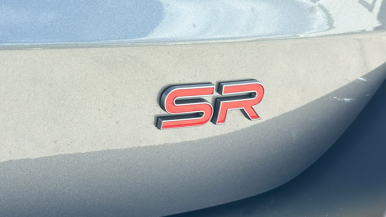 2025 Nissan Kicks SR 10