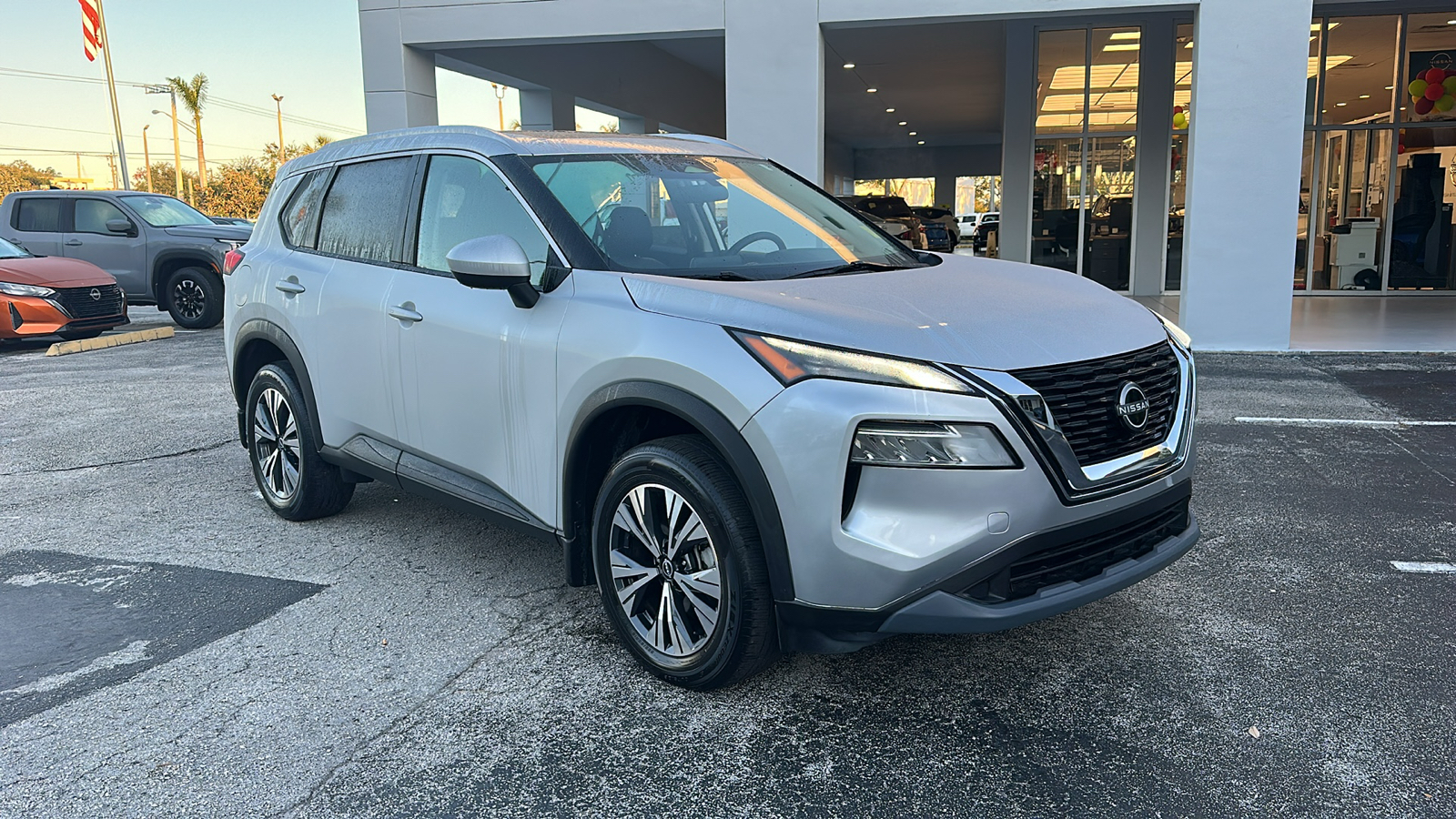 2023 Nissan Rogue SV 1