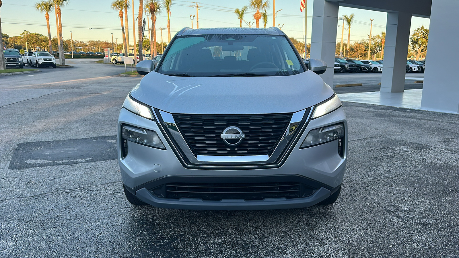 2023 Nissan Rogue SV 2