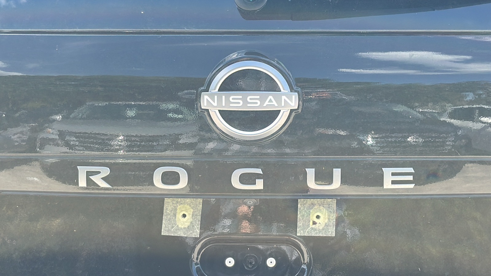 2024 Nissan Rogue SV 9