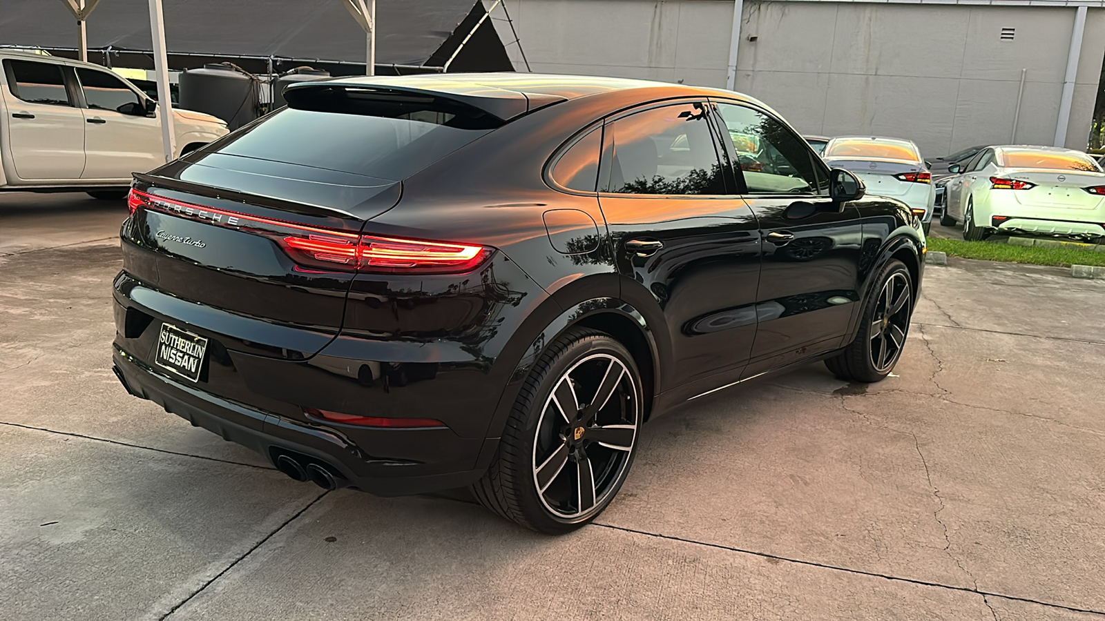 2022 Porsche Cayenne Turbo 8