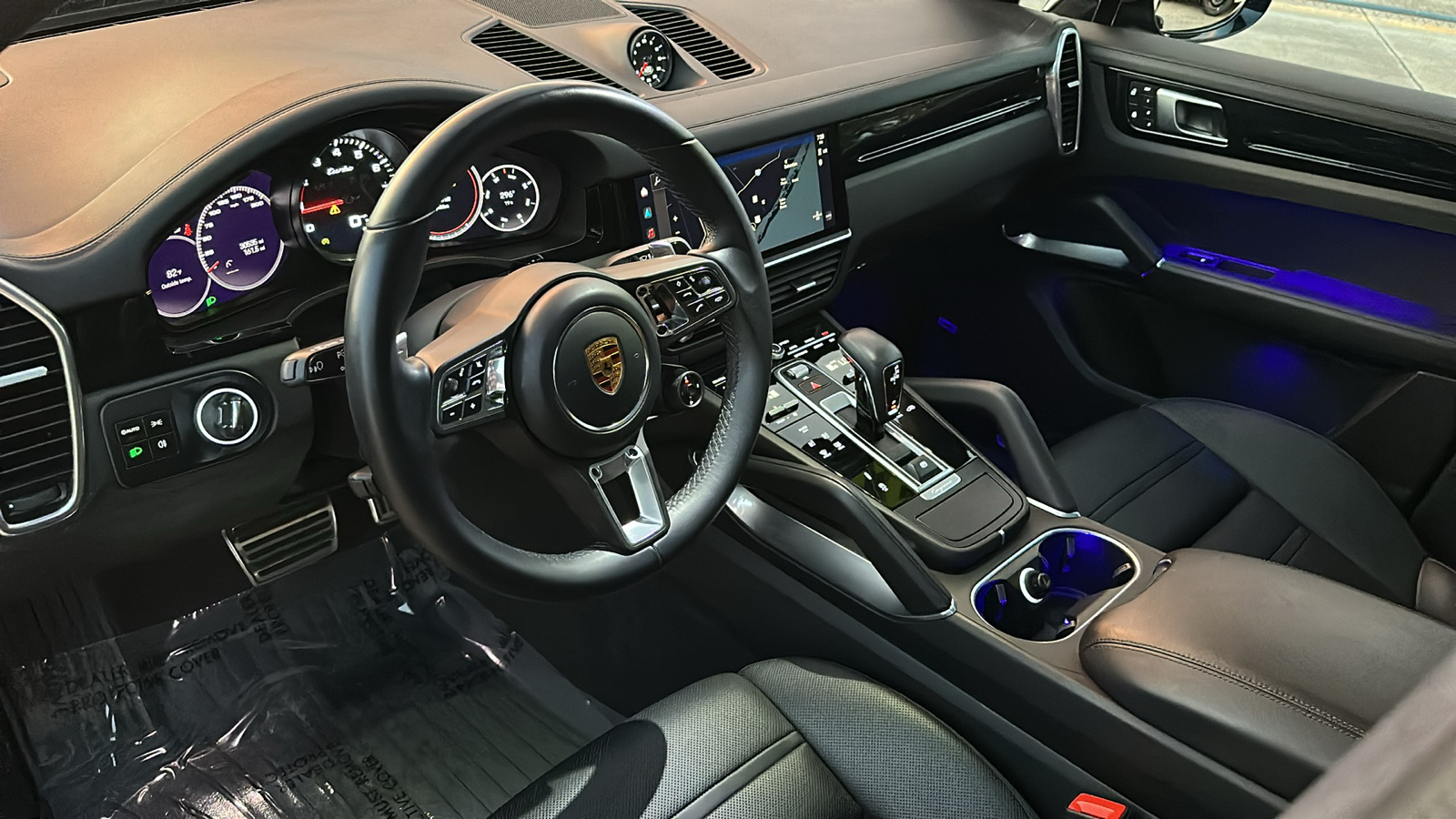 2022 Porsche Cayenne Turbo 12