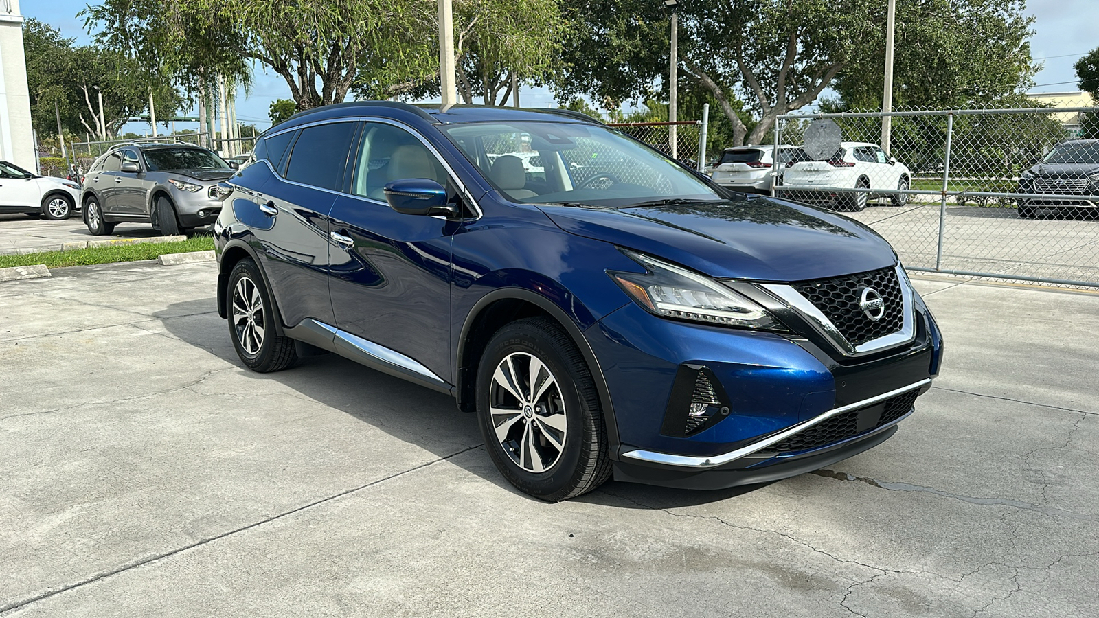 2022 Nissan Murano SV 1