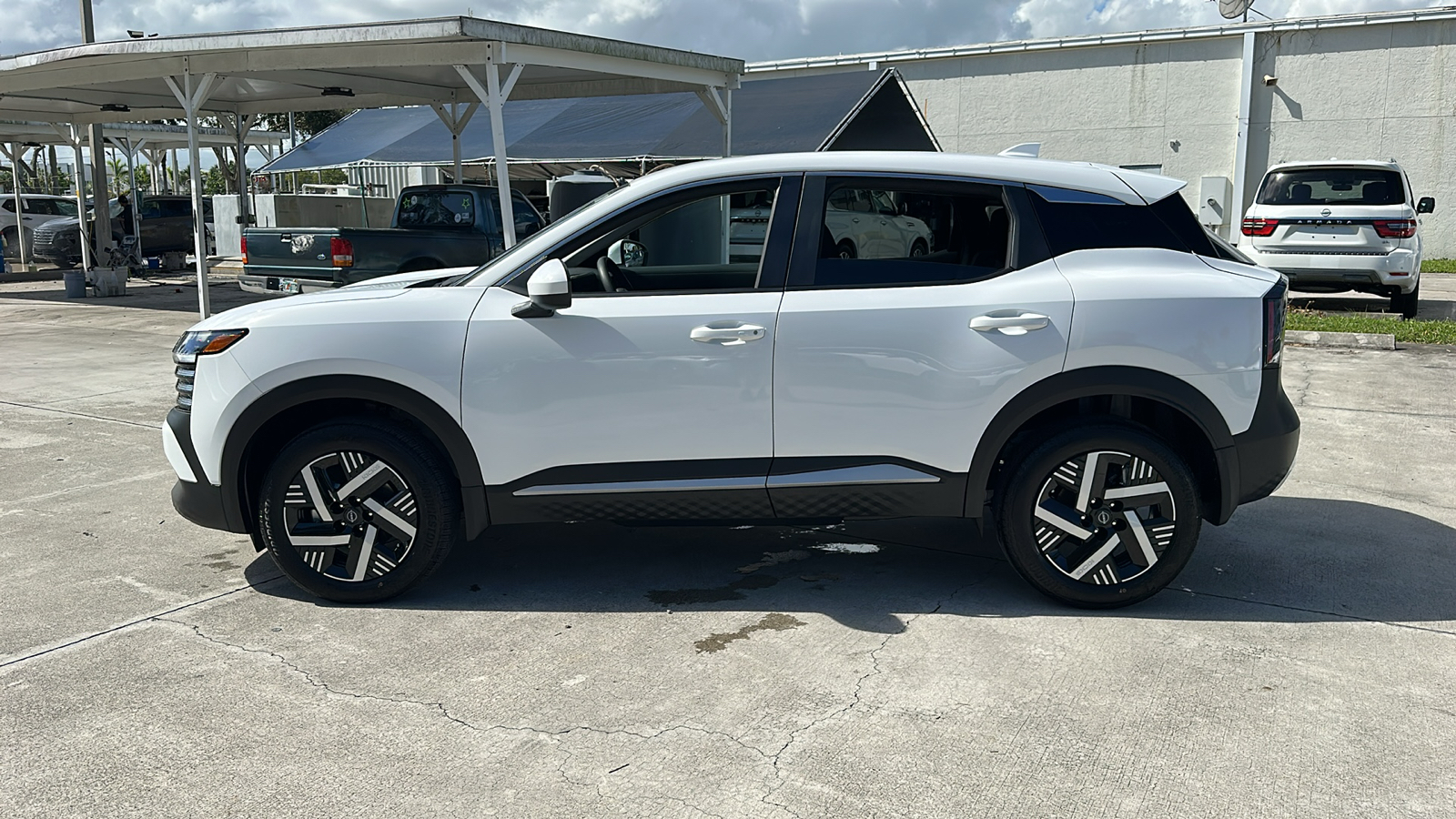 2025 Nissan Kicks SV 4