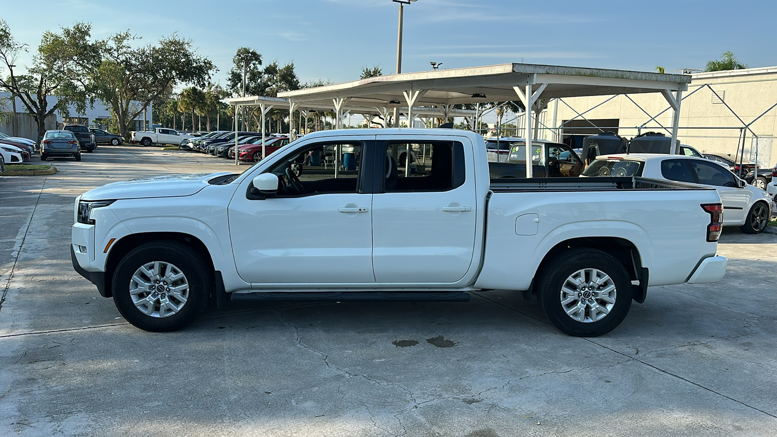 2023 Nissan Frontier SV 4