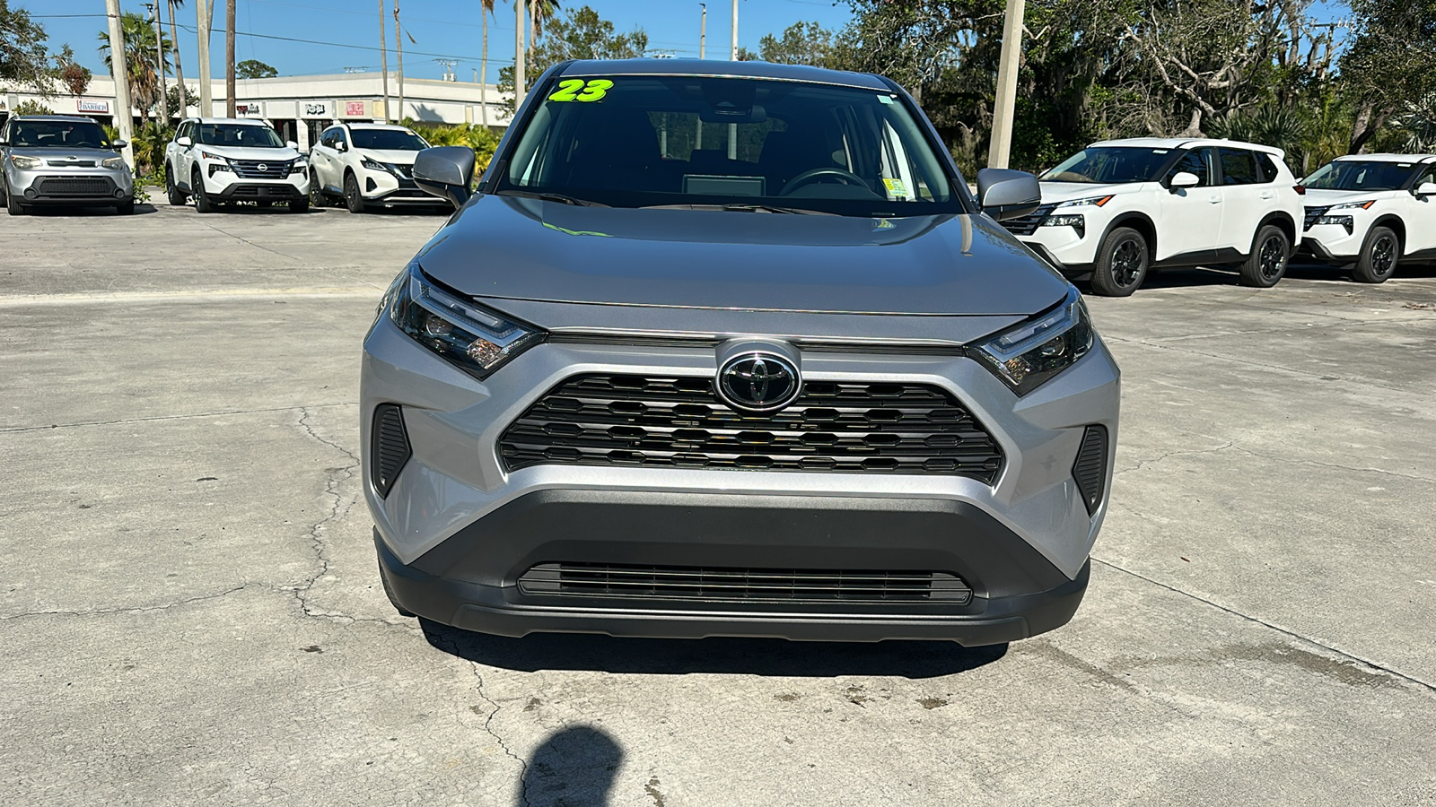 2023 Toyota RAV4 LE 2