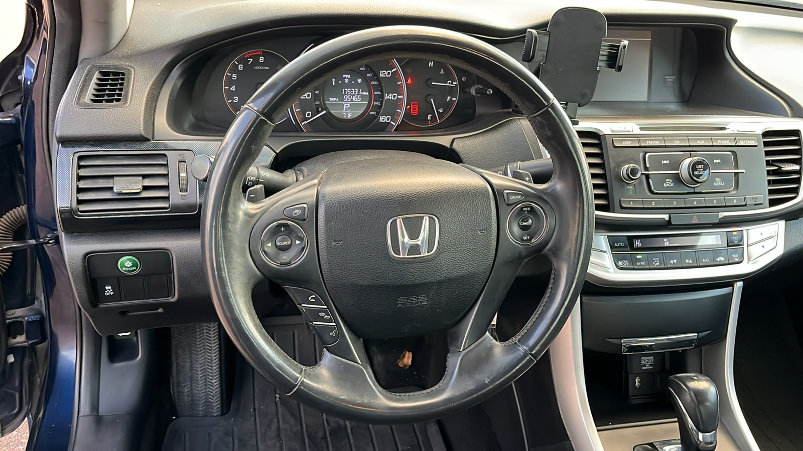 2015 Honda Accord  14