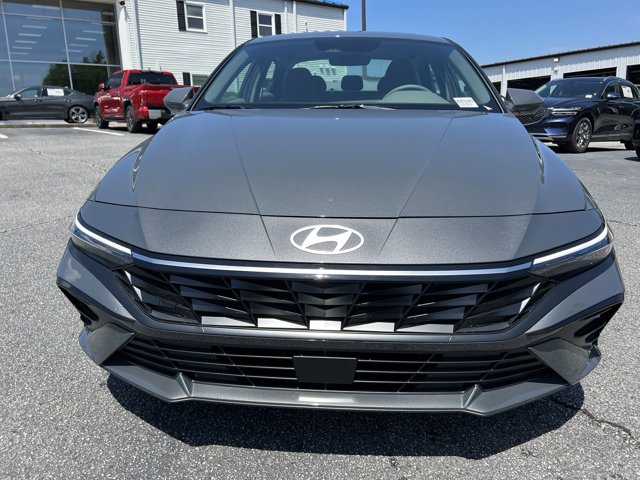 2024 Hyundai Elantra SEL 3