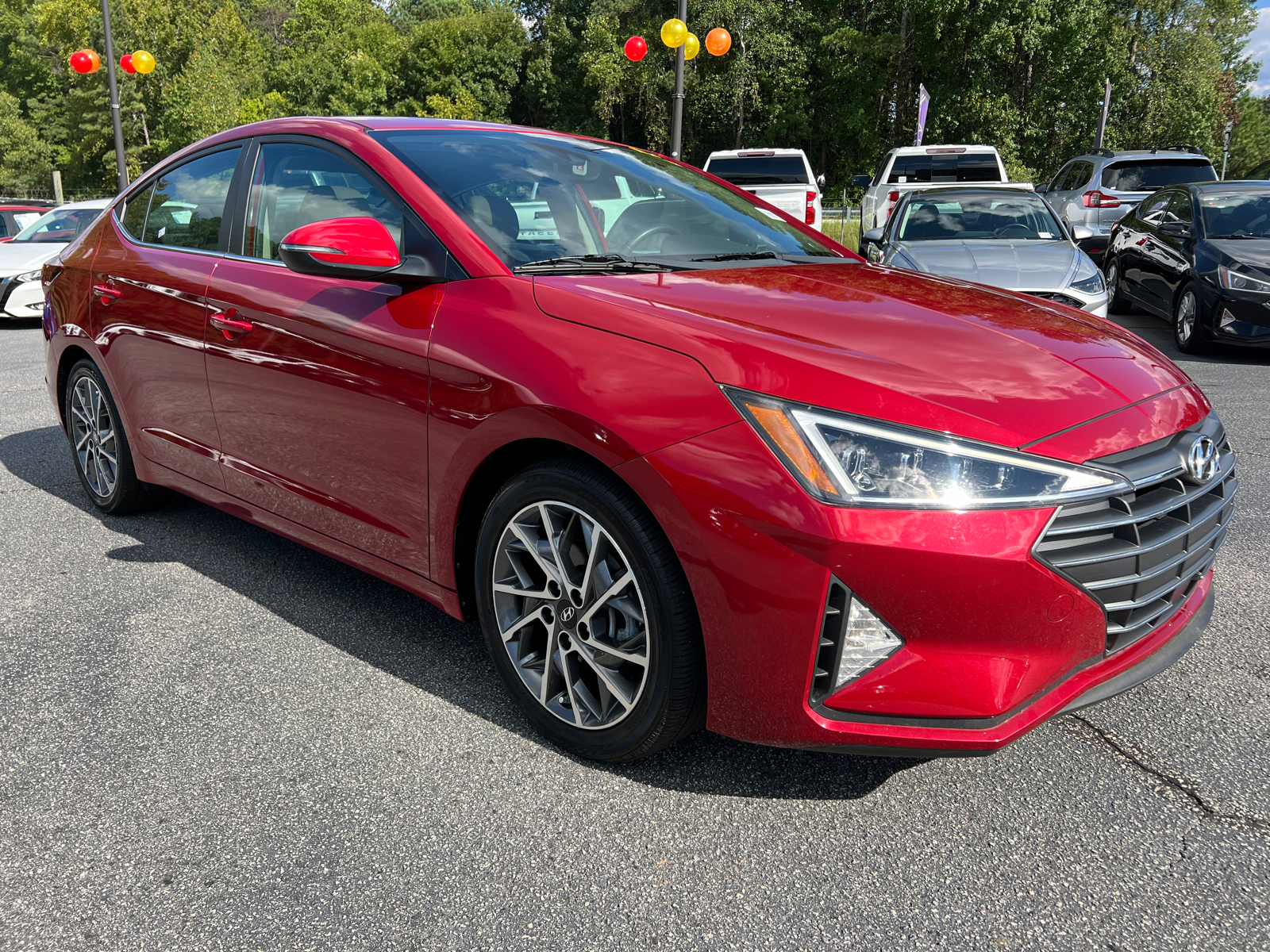 2020 Hyundai Elantra Limited 3