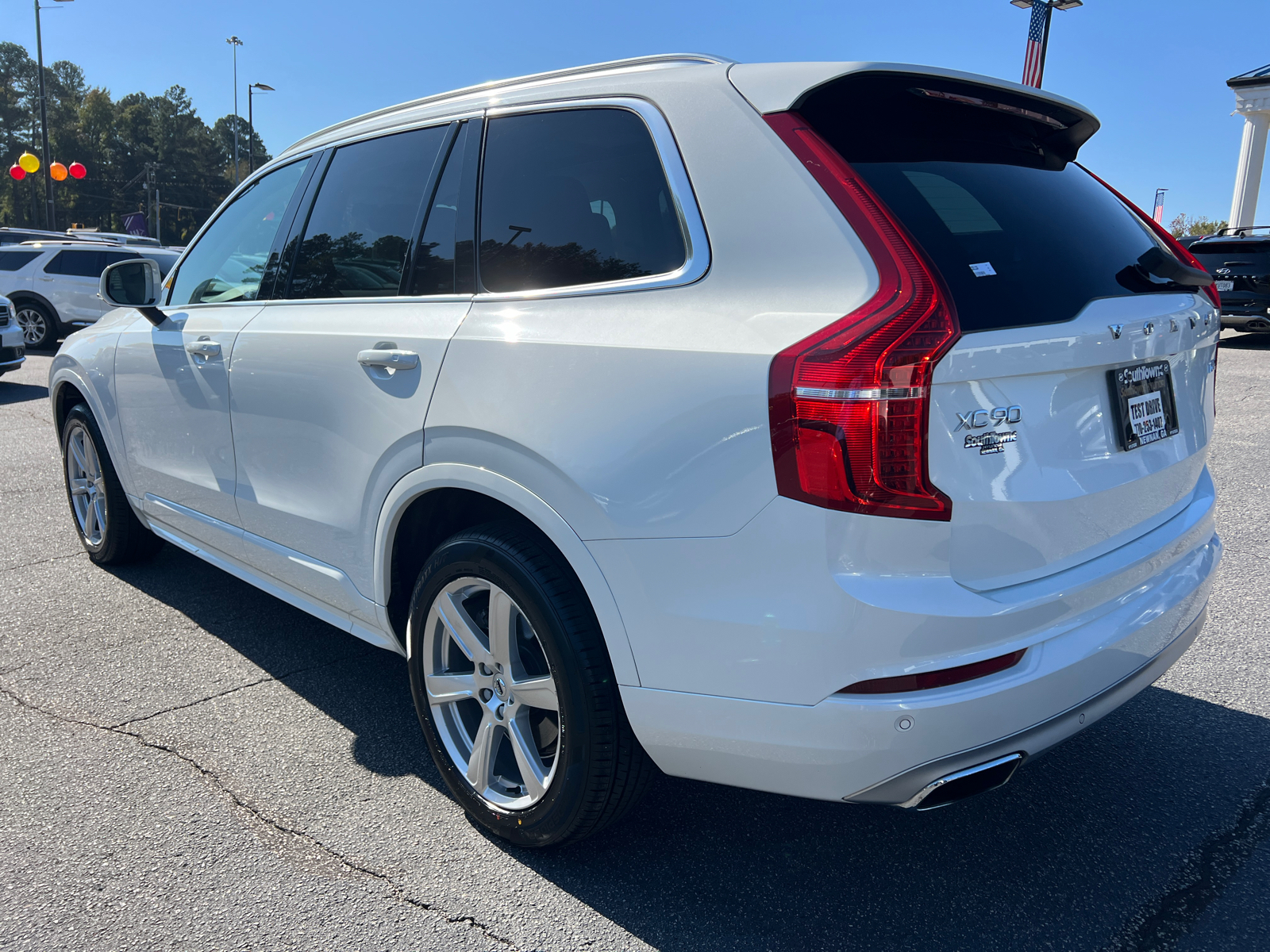 2020 Volvo XC90 T6 Momentum 7