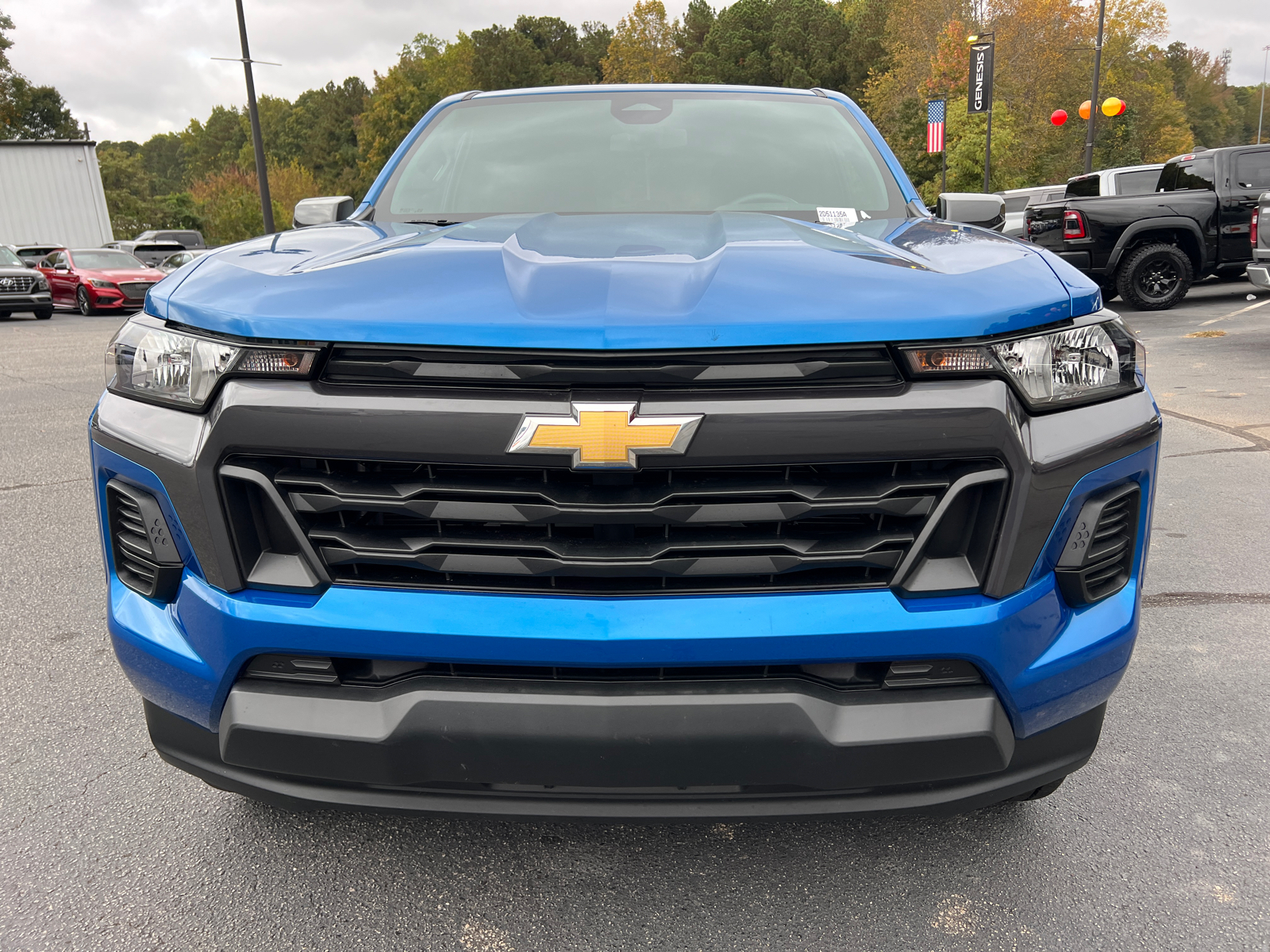 2023 Chevrolet Colorado LT 2