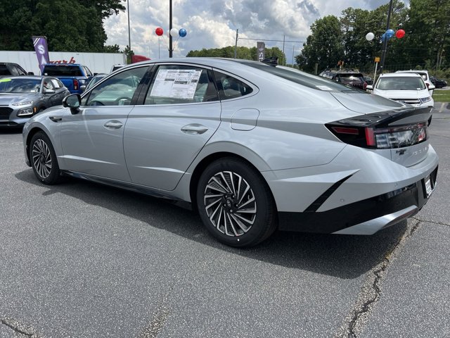 2024 Hyundai Sonata Hybrid Limited 8