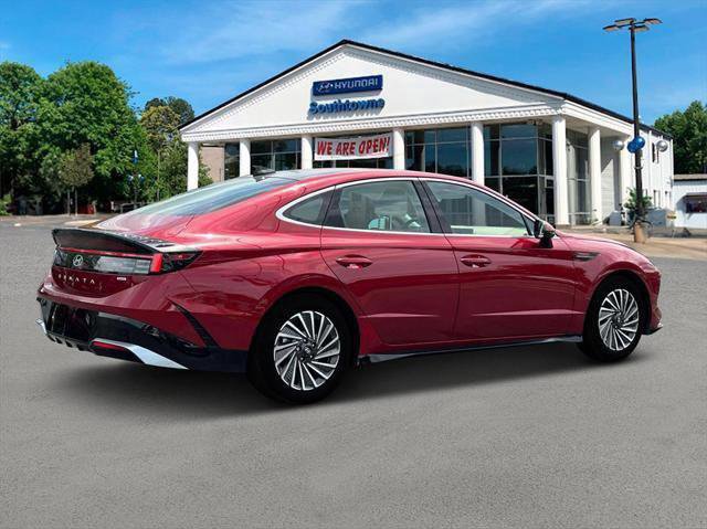 2024 Hyundai Sonata Hybrid Limited 8