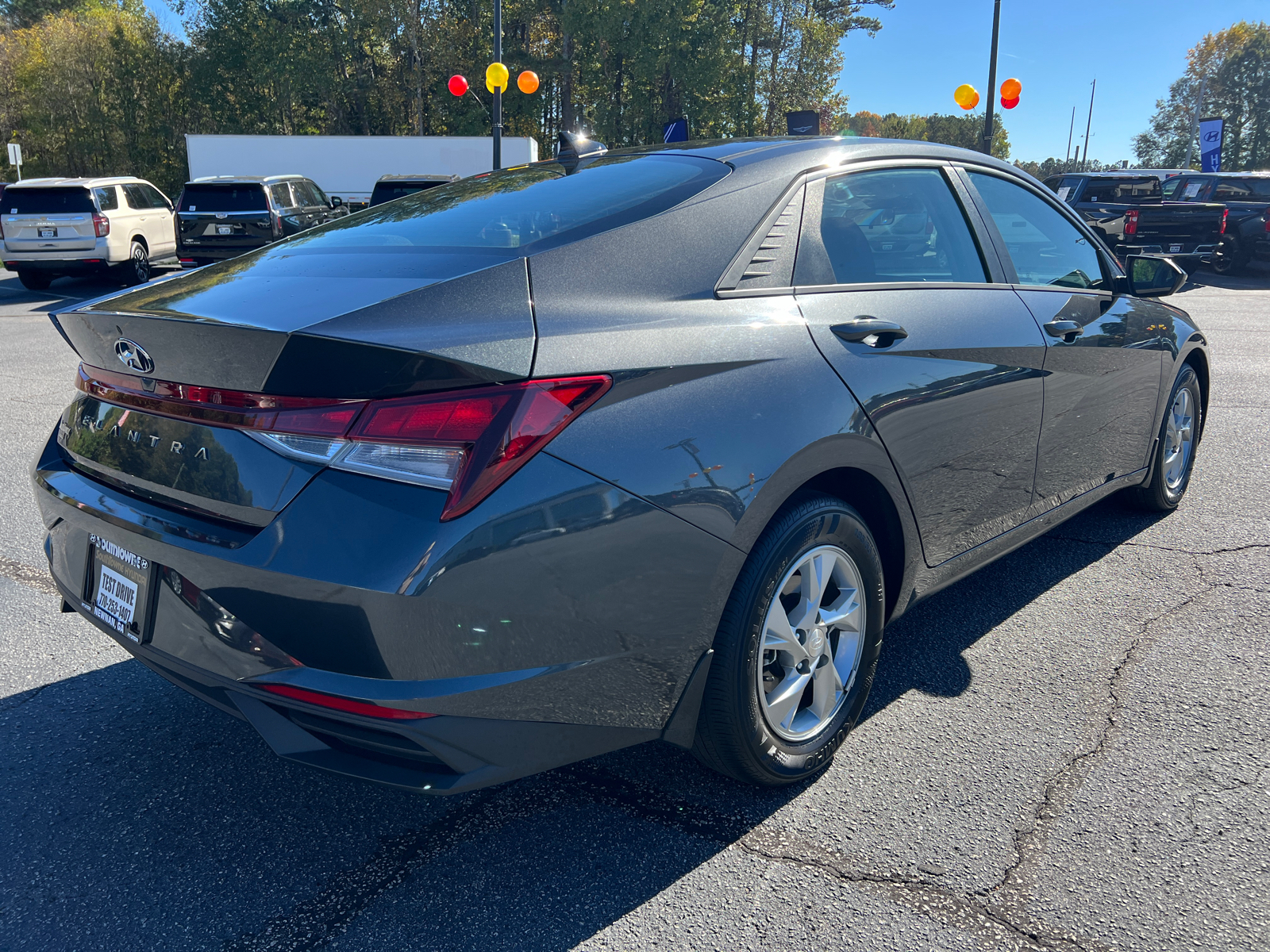 2022 Hyundai Elantra SE 5