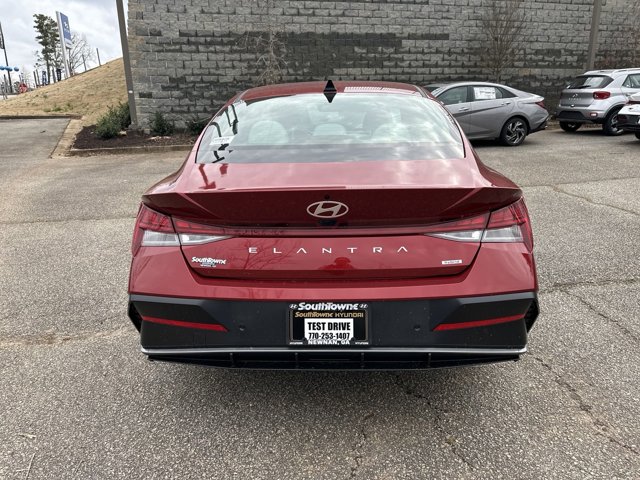 2024 Hyundai Elantra Hybrid Limited 5