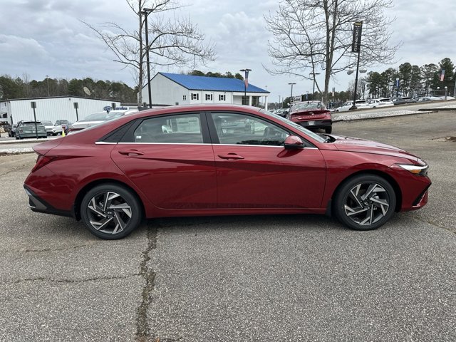 2024 Hyundai Elantra Hybrid Limited 7