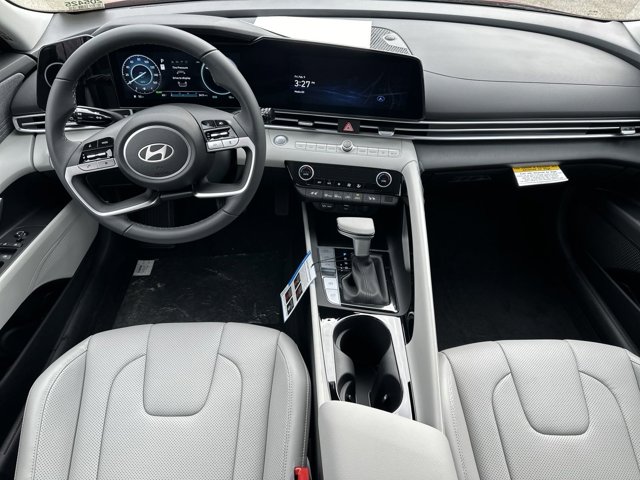 2024 Hyundai Elantra Hybrid Limited 15