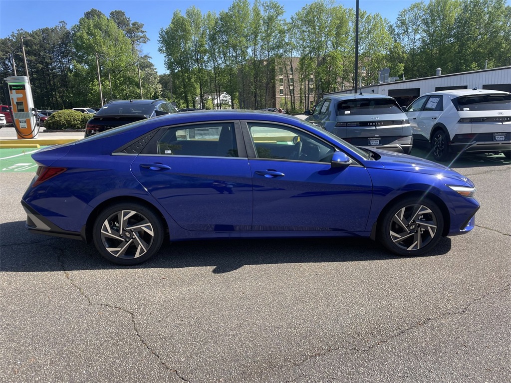 2024 Hyundai Elantra Hybrid Limited 7