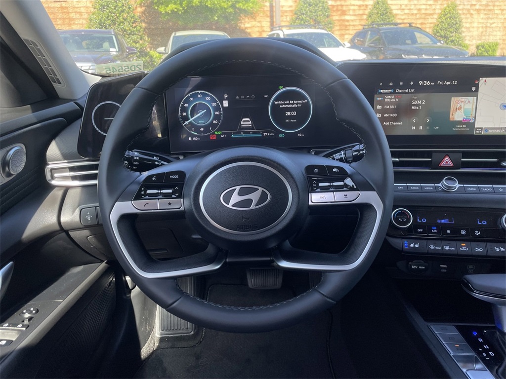 2024 Hyundai Elantra Hybrid Limited 24